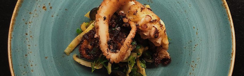 
                                                Eleganckie Śródziemnomorskie Menu