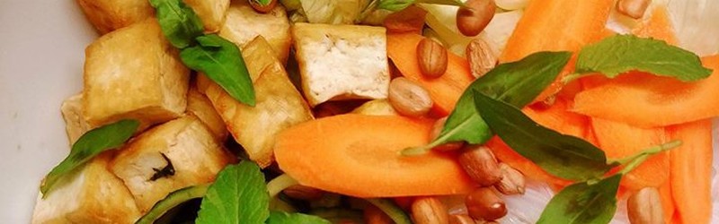 
                                                Roślinna Kuchnia Wietnamska