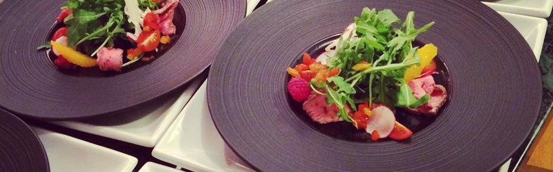 
                                                Eleganckie Przyjęcie Komunijne