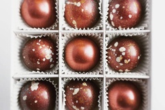 
                DOTS by Kasia Malczewska